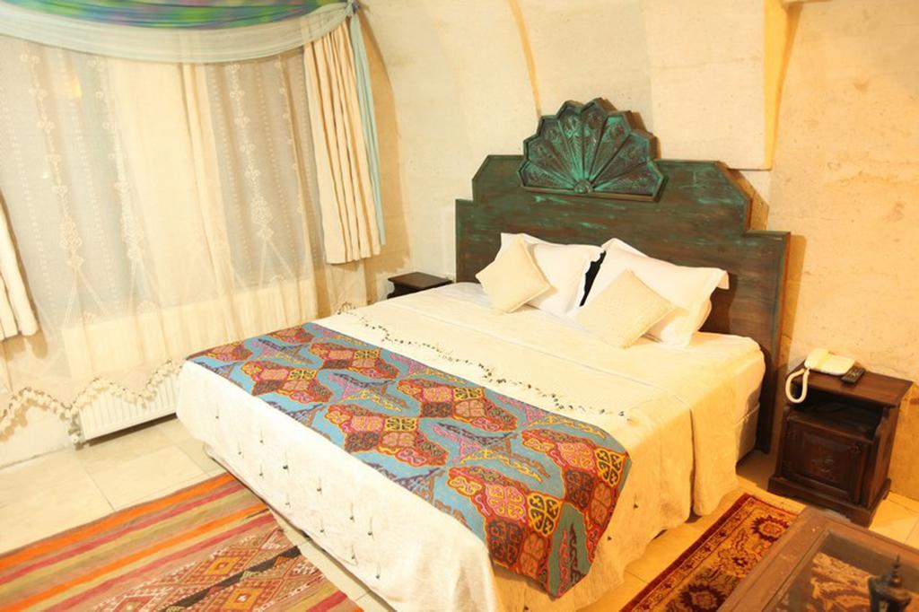 Blue Valley Cave Hotel Урґюп Номер фото